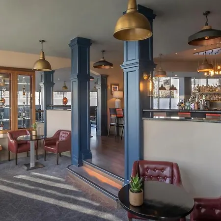 아파트 Metro Airport