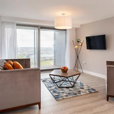 Apartment Metro Airport