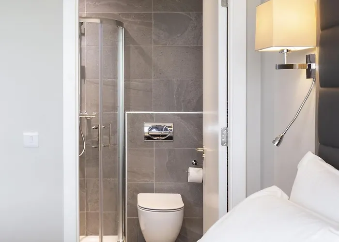 Metro Airport Apartmán *