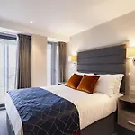 Apartamento Metro Airport