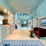 Metro Airport Apartamento *